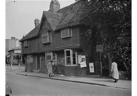 tudor cabs orpington